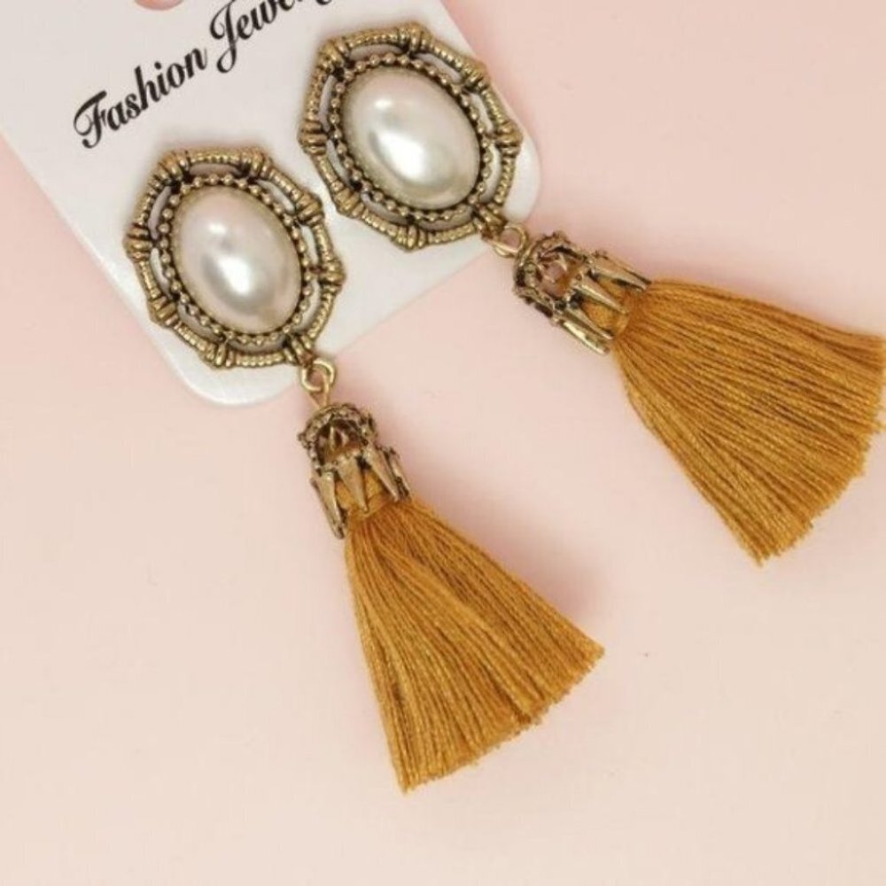 Fashion Imitation Pearl drop earrings